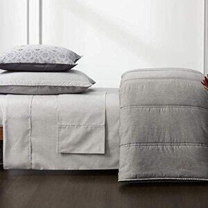 NWT Robert Graham Home Brushed Italian Percale Queen Standard Pillowcase (2)